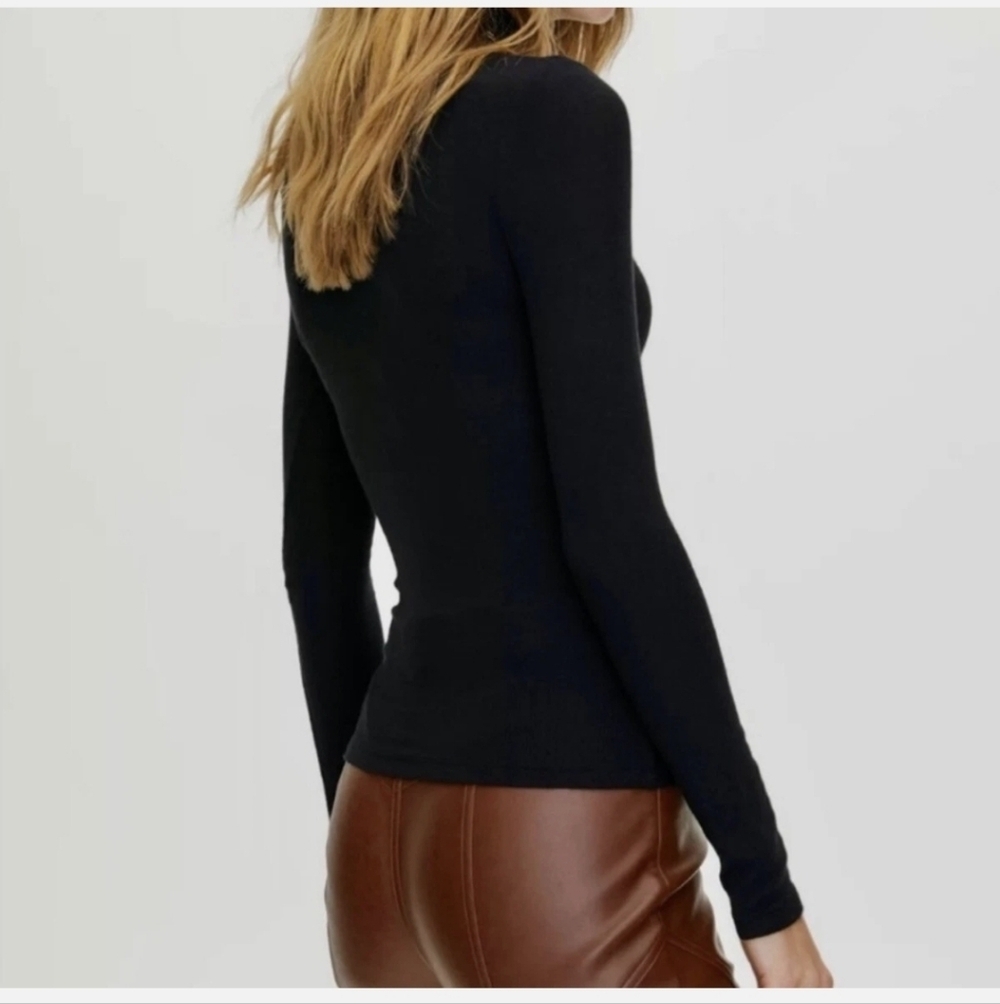 BABATON LONG SLEEVE CREW NECK BLACK TOP SIZE MEDIUM